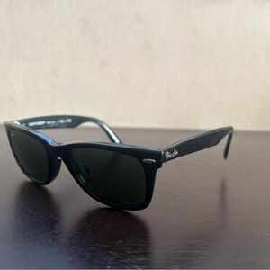 Ray-Ban Wayfarer Black Sunglasses